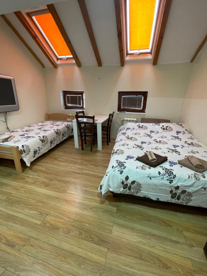 Bulevar Apartments โปชาเรวัซ ภายนอก รูปภาพ