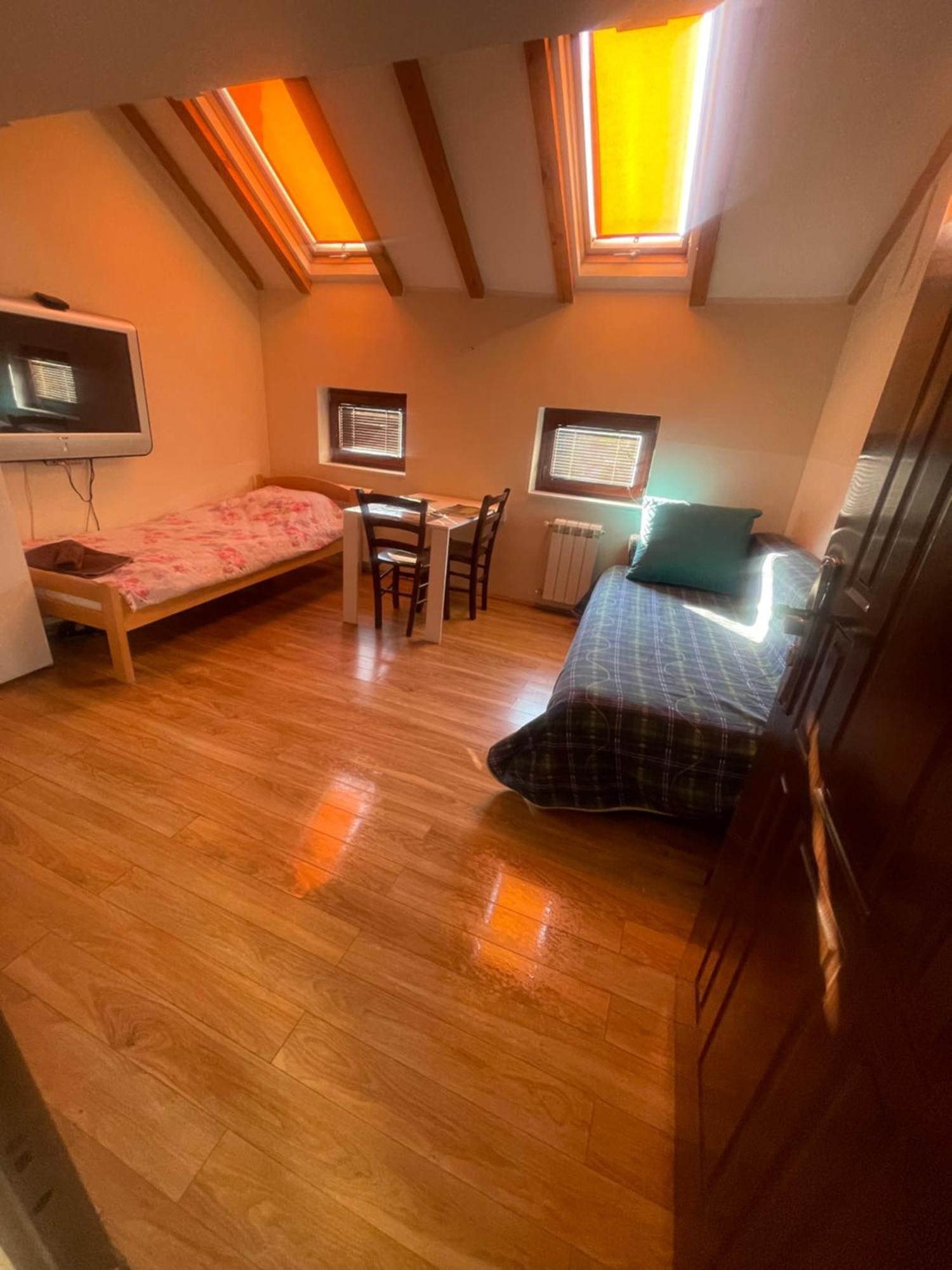 Bulevar Apartments โปชาเรวัซ ภายนอก รูปภาพ